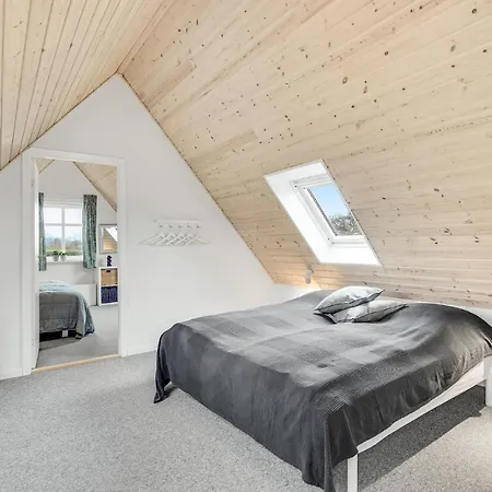 Holiday home In With Kitchen *