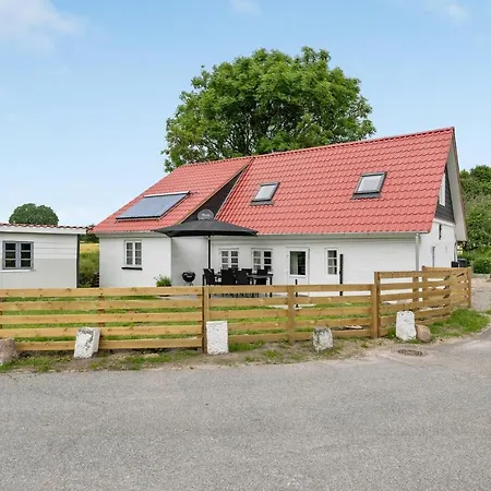 Holiday home In With Kitchen