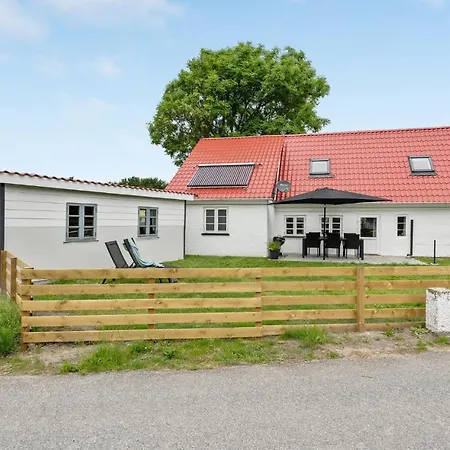 Holiday home In With Kitchen
